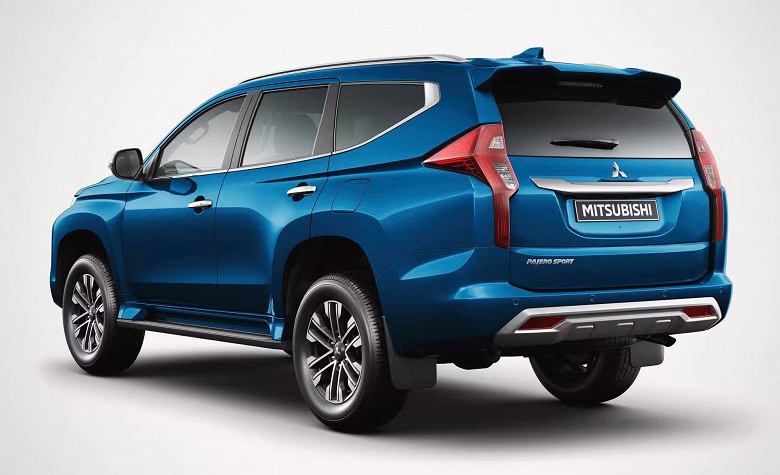 Дилеры до сих пор распродают Mitsubishi Pajero Sport 2023 года выпуска. Рамный внедорожник с простым 3,0-литровым мотором, полным приводом и «автоматом» — от 4,2 млн рублей