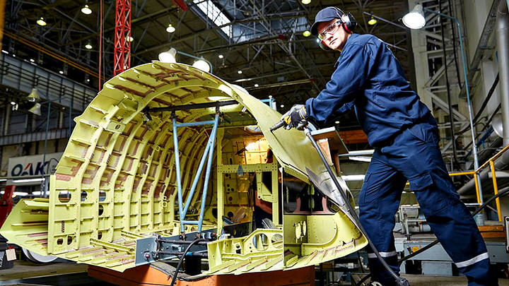 ЕВРОСОЮЗ В БЕШЕНСТВЕ: США ПОМОГАЮТ РОССИИ C ИМПОРТОЗАМЕЩЕНИЕМ