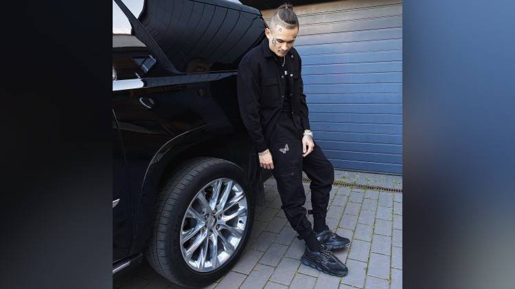 Отар Кушанашвили напомнил Моргенштерну о жертвах войны после слов рэпера о Дне Победы Отар Кушанашвили напомнил Моргенштерну о жертвах войны после слов рэпера о Дне Победы Шоу-бизнес