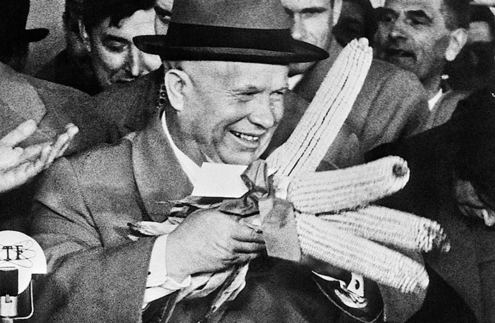 Гарст вдохновил Хрущёва выращивать кукурузу.