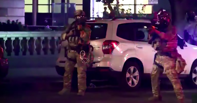 Протесты в Портленде 23-24 июля Протесты в Портленде 23-24 июля