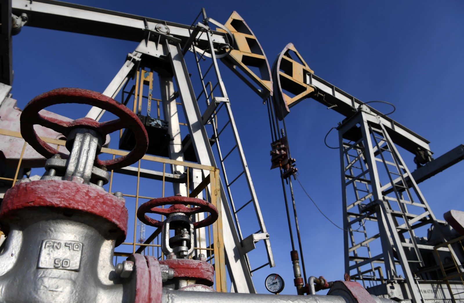 Экспорт российской нефти резко упал