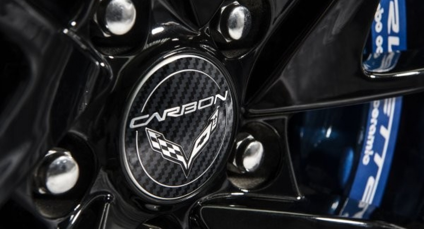 Новый Chevrolet Corvette Z06 продан за 3,6 миллиона долларов Автомобили