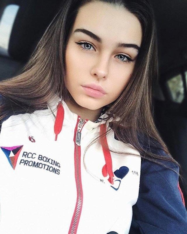 30 офигительных красоток, которые завораживают своей естественной красотой 30 офигительных красоток, которые завораживают своей естественной красотой