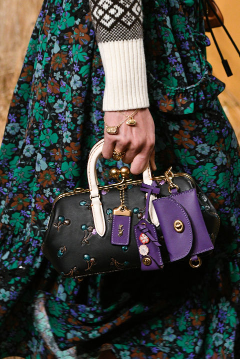 coach-1941_3