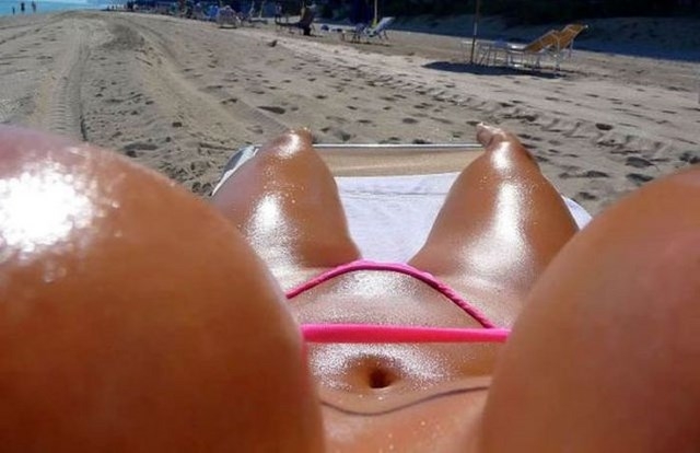 Girls Vollbusige Bikini Pov