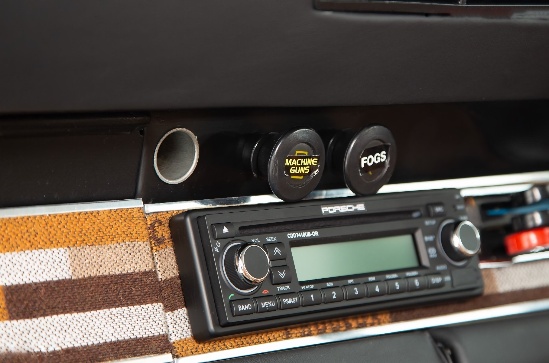 Приподнятый Porsche 911 оценили в стоимость Mercedes-Benz G-Class Приподнятый Porsche 911 оценили в стоимость Mercedes-Benz G-Class Новости