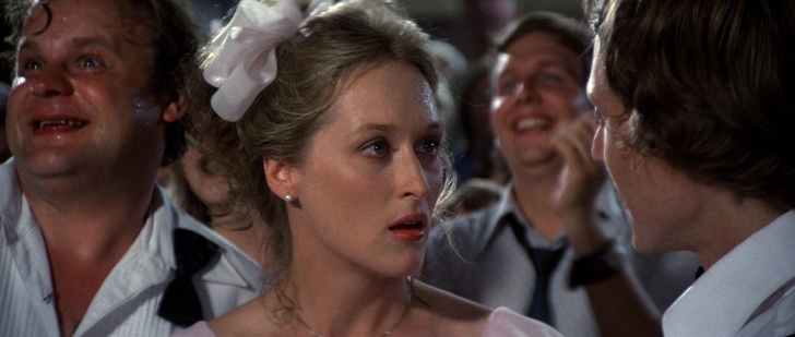 Мерил Стрип — женщина, которая никогда не ставила карьеру выше любви, но все равно добилась невероятного успеха Мерил Стрип — женщина, которая никогда не ставила карьеру выше любви, но все равно добилась невероятного успеха загадочность,знаменитости,интересное,очарование,фотографии