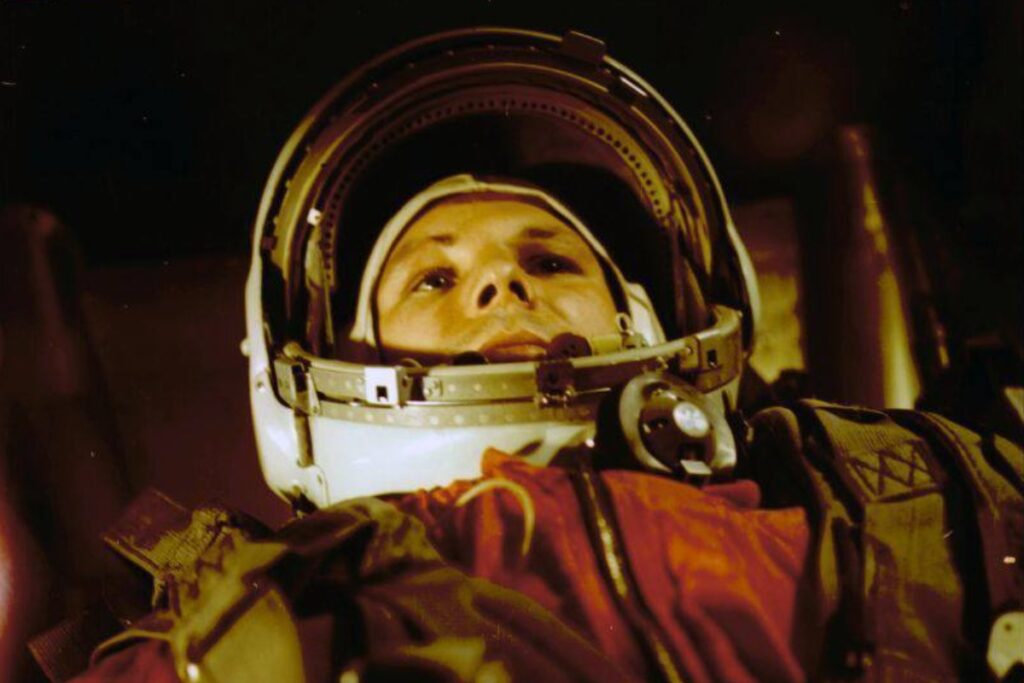 Путин: Гагарин осуществил мечту человечества о покорении Вселенной