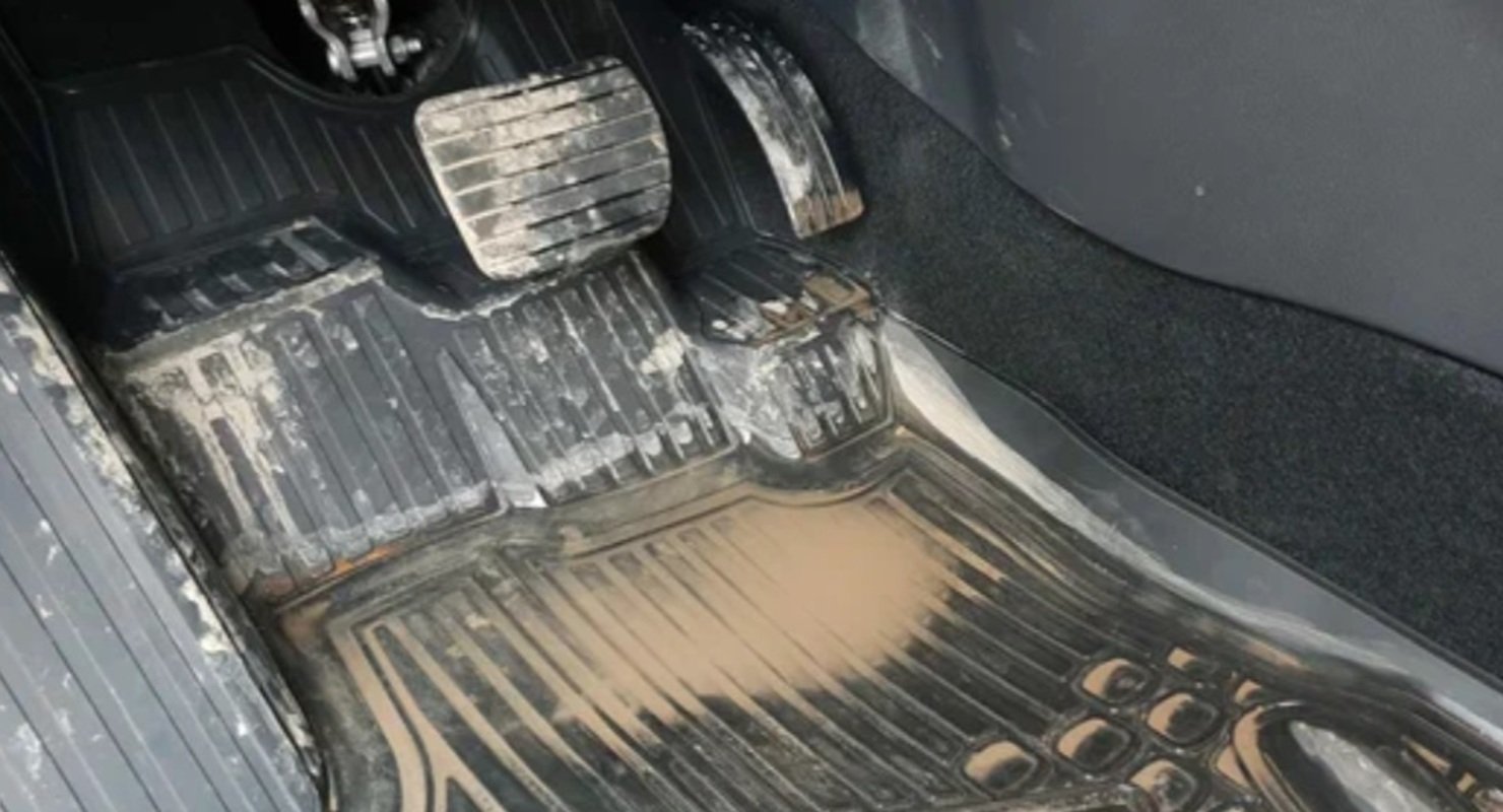 Как бороться с водой на ковриках зимой?