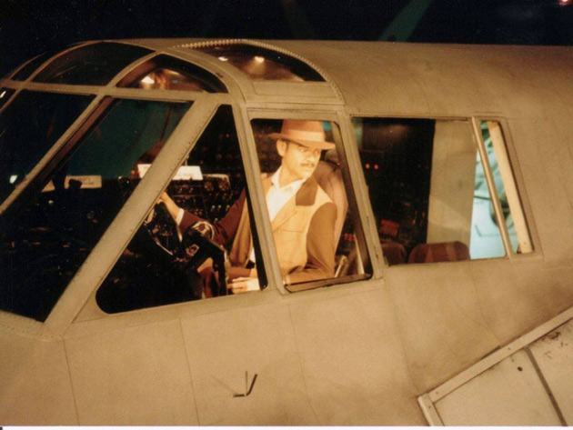 Щеголь: рассказываем про один из странных самолетов ХХ века Щеголь, Хьюза, Геркулес, крыльев, большой, футов, гиганта, Щеголя, авиации, Хьюзу, полностью, восемь, фюзеляж, судов, своих, самый, вложил, солдат, войны, размах