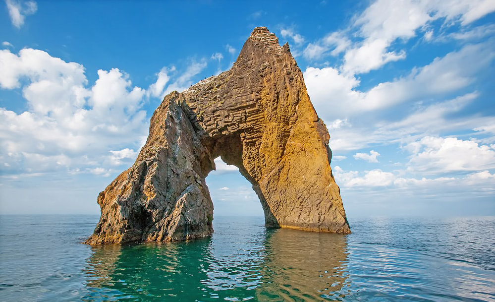 Самые фотогеничные морские скалы Самые фотогеничные морские скалы интересное
