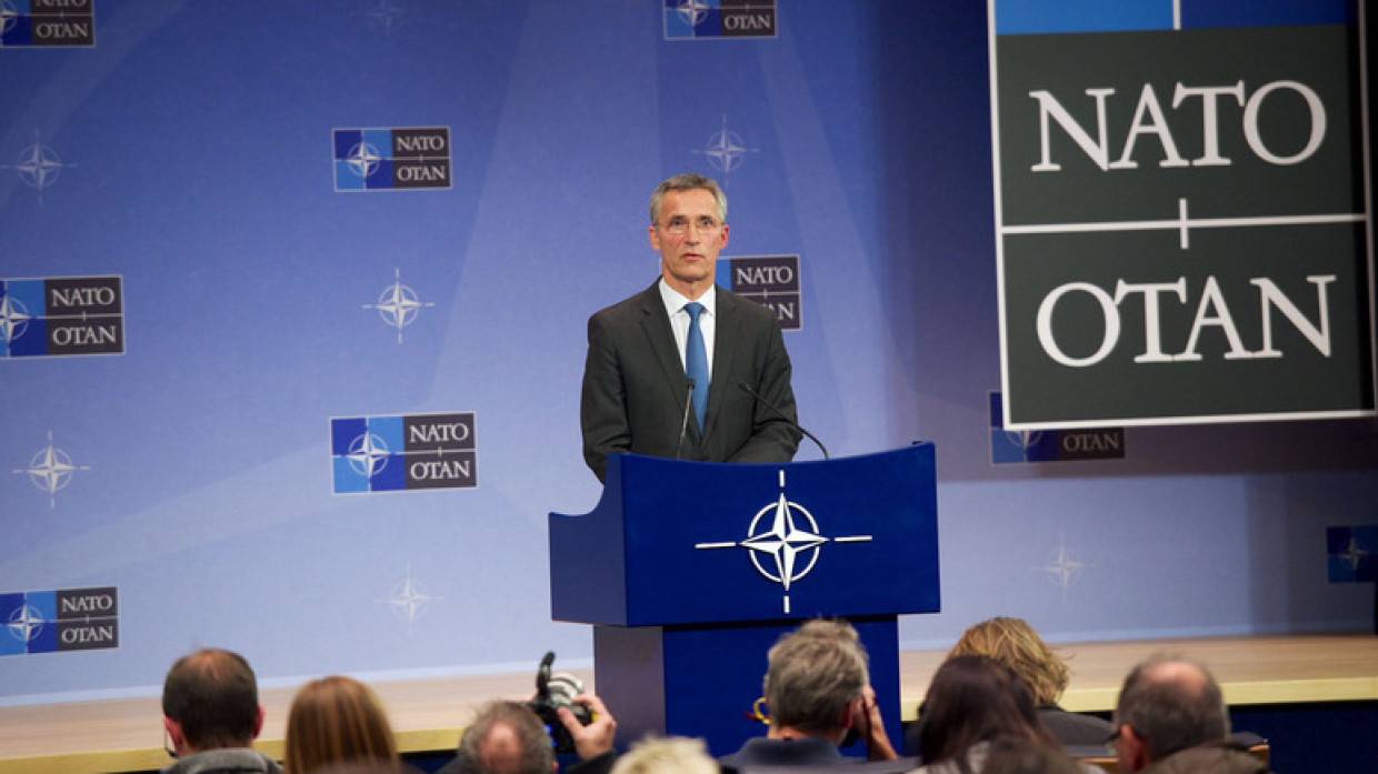 Столтенберг: НАТО предложила Москве вести переговоры по разоружению