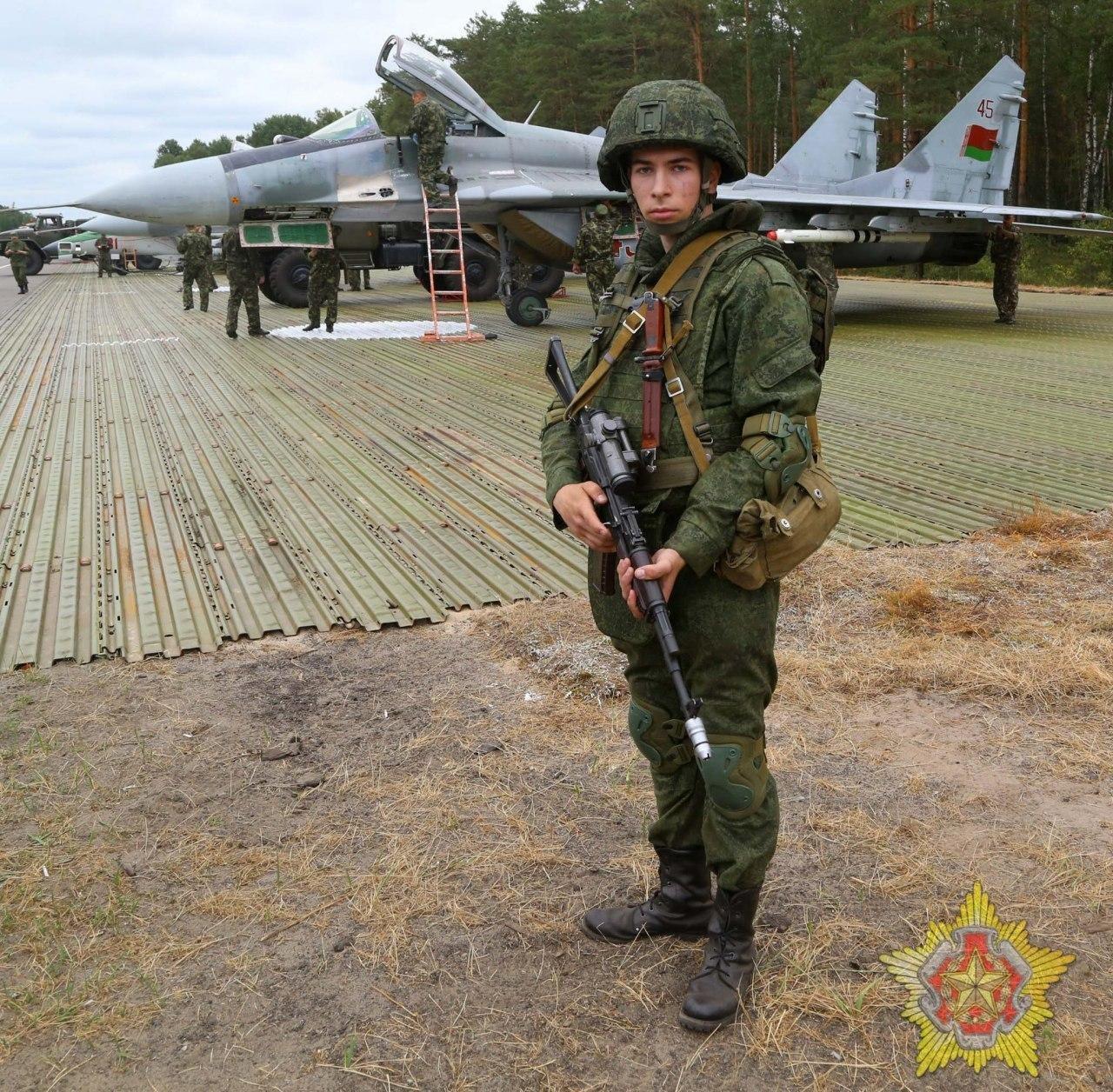 Минск анонсировал военные учения на границе с Литвой