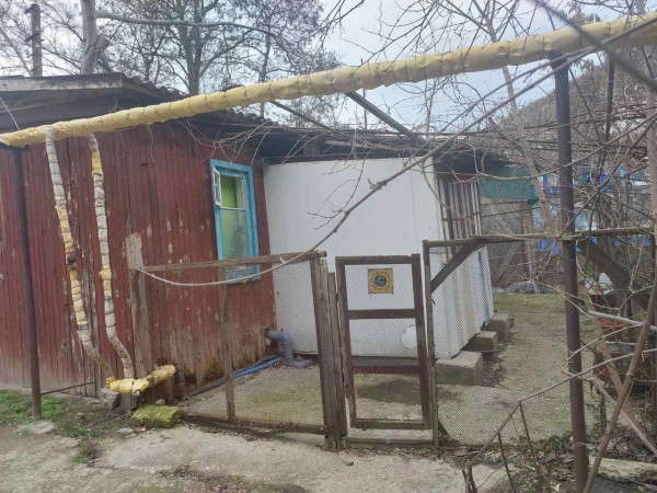 Власти Севастополя пообещали переселить людей из аварийных домов к концу года 5