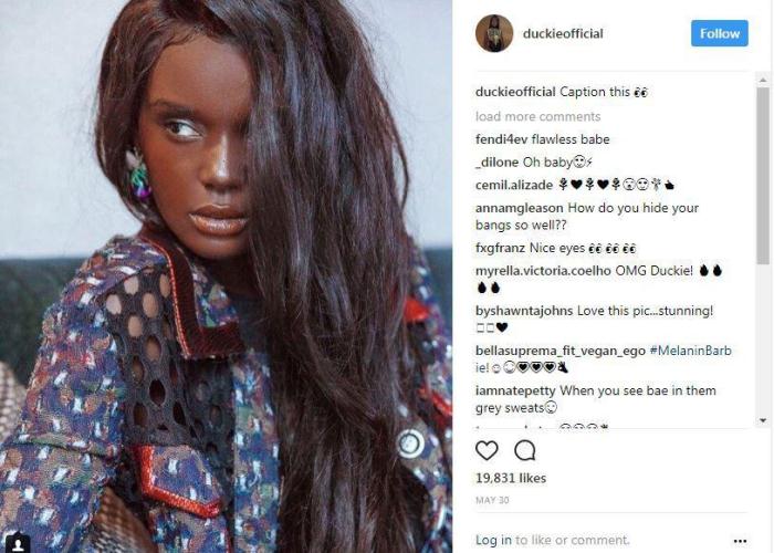 Duckie Thot - темнокожая модель с кукольной внешностью