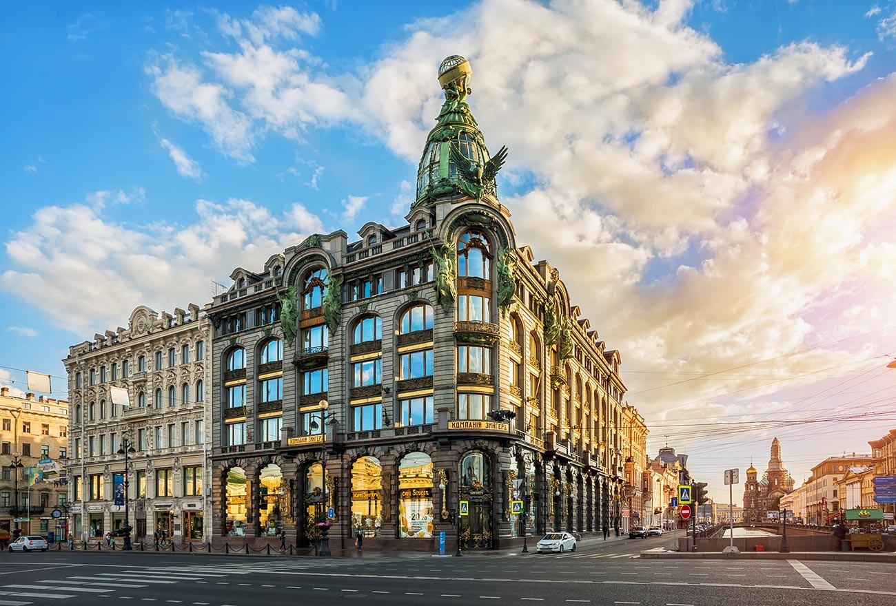 самые известные здания санкт петербурга