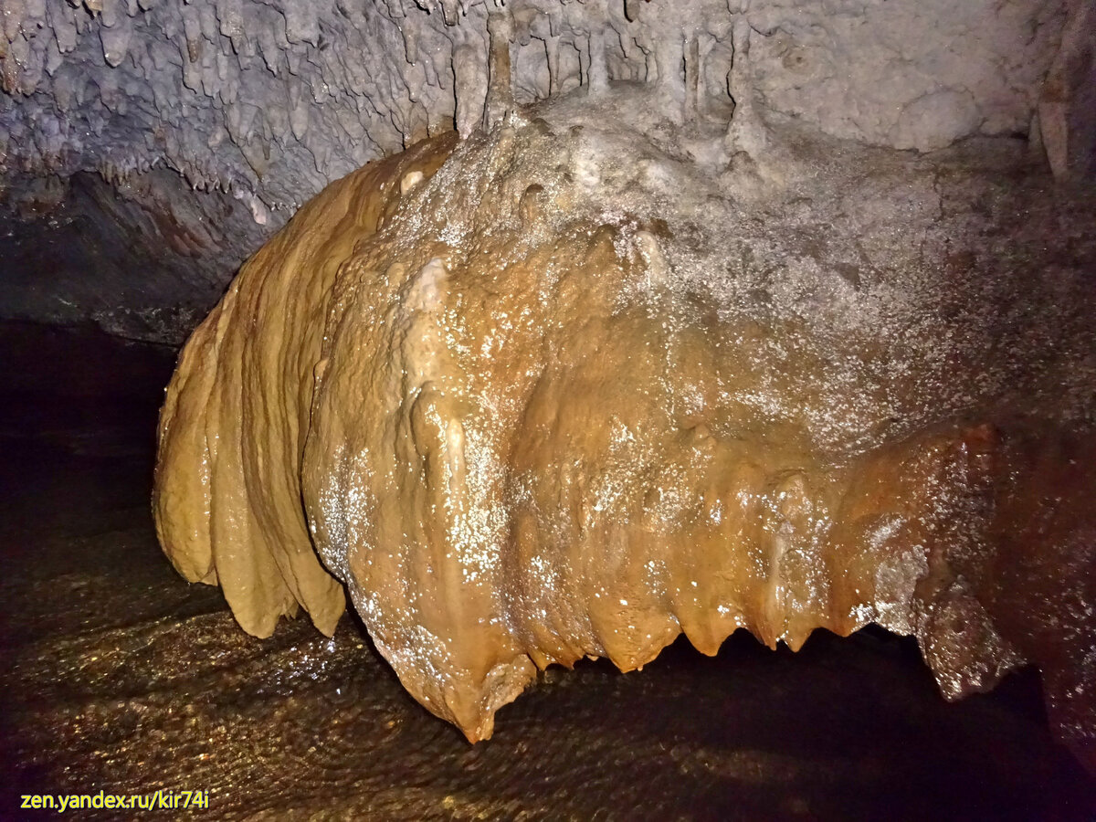 Восточная Абхазия. Пещера Абрскила. Первая часть пути 