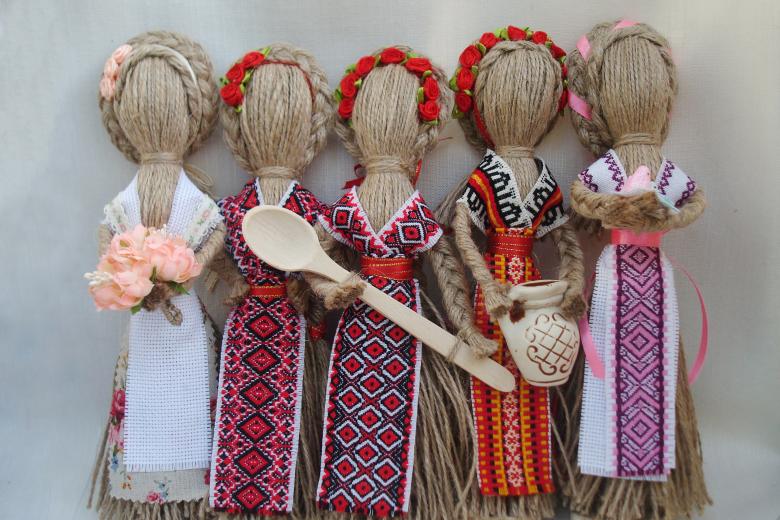 Русские народные поделки своими руками - мастер-классы по изготовлению деревянных, соломенных и глиняных предметов Русские народные поделки своими руками - мастер-классы по изготовлению деревянных, соломенных и глиняных предметов