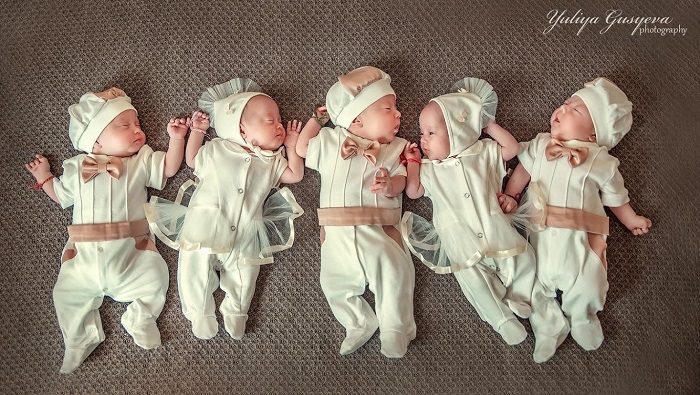 Почему папа сбежал от близнецов-пятерняшек и другие нашумевшие истории семей, где родилось 5 детей