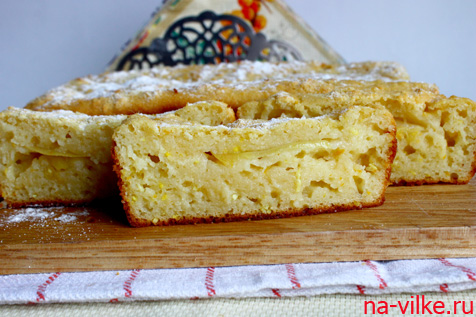 Манник с яблоками