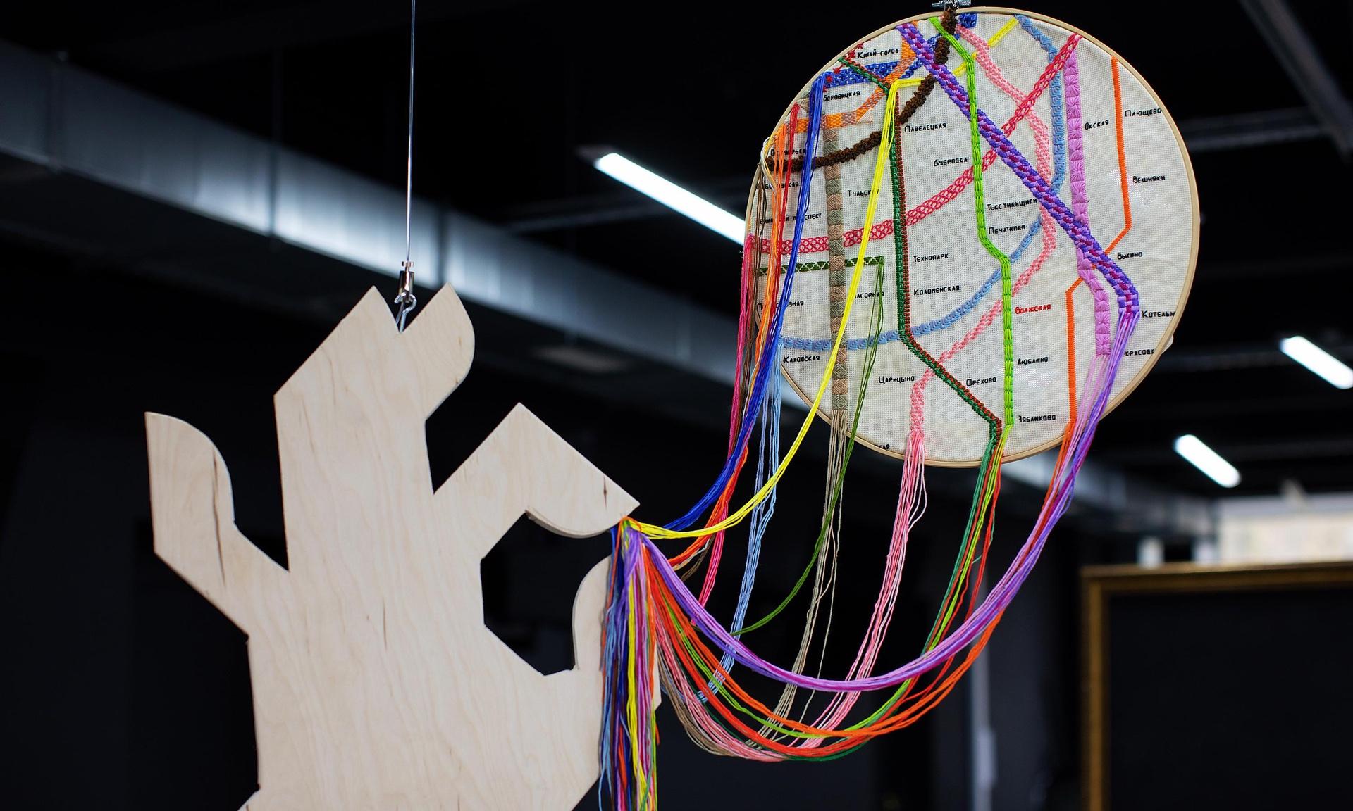 5 причин взять подростка на фестиваль современного искусства DOCA-2026