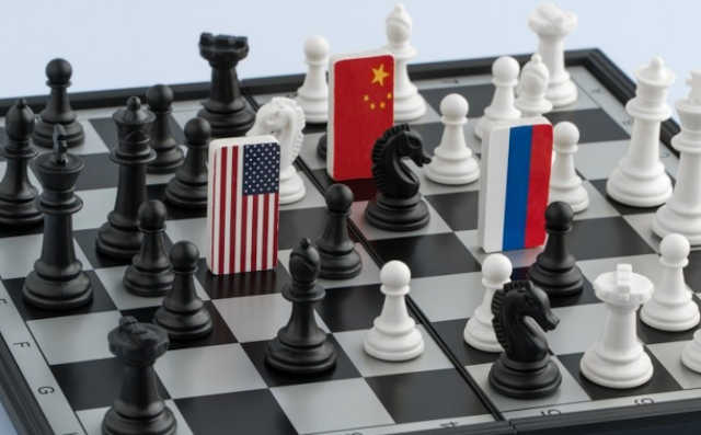 США сделали агрессивный дебютный ход на русской шахматной доске