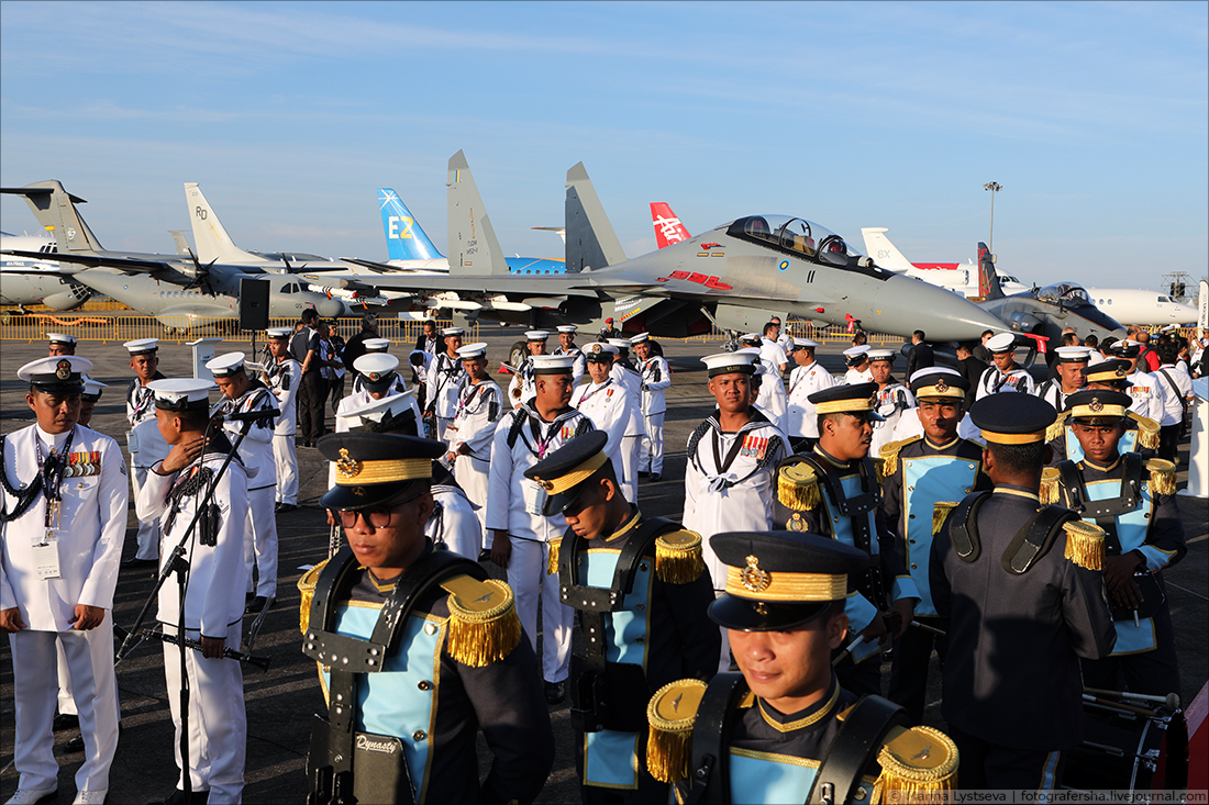 LIMA-2019  : международная выставка гражданской и военной авиации LIMA-2019