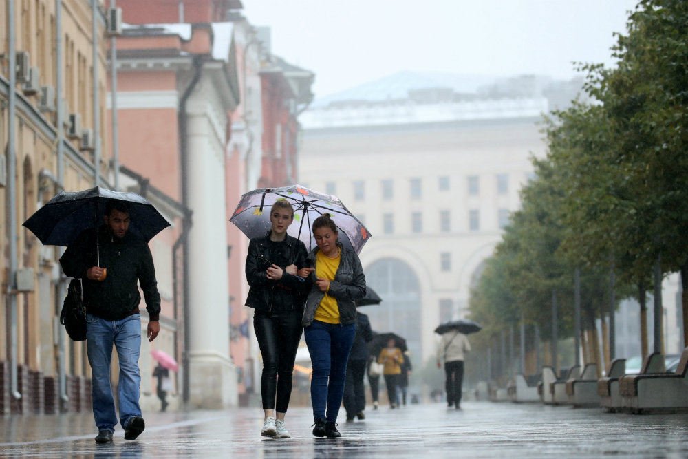 Причина холодного лета. Похолодание летом. Дождливая Москва. Дождь в Москве. Похолодание в Москве.