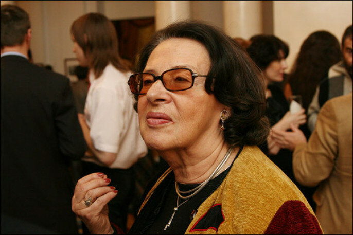 Алла Гербер - наша российская гордость. Сам Макрон заценил.