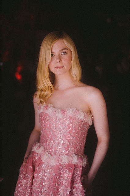 Марго Робби, Камила Морроне, Марион Котийяр на вечеринке Chanel в Каннах Марго Робби, Камила Морроне, Марион Котийяр на вечеринке Chanel в Каннах Красная дорожка