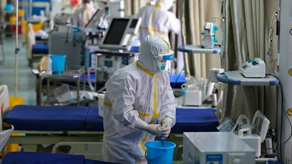 Китай сообщил о новых случаях смертей от коронавируса впервые за год ИноСМИ