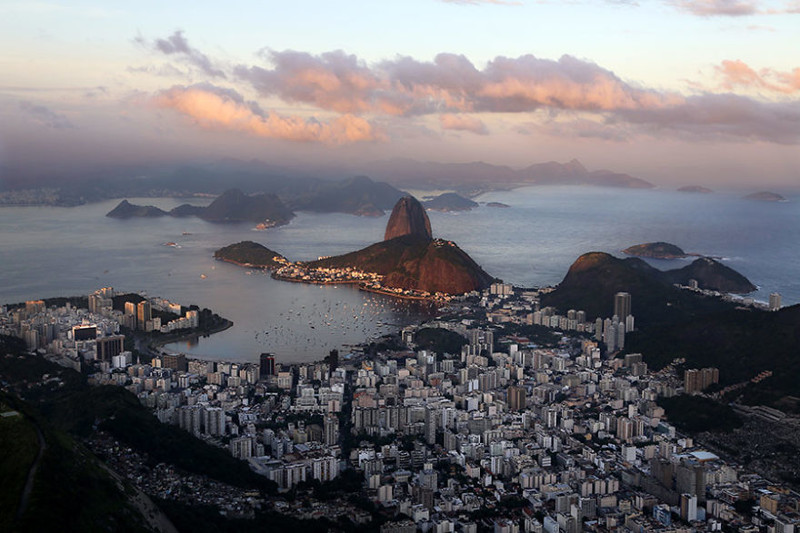 Вид на Рио-де-Жанейро и скалу Сахарная голова красота, путешествия, фото