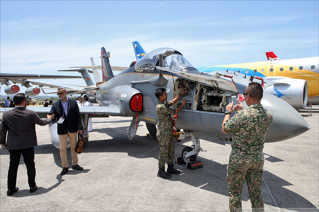 LIMA-2019  : международная выставка гражданской и военной авиации LIMA-2019