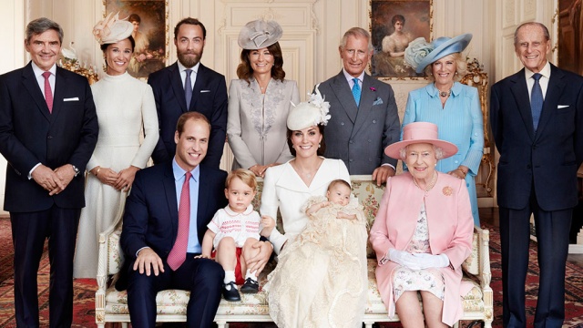 Во сколько обходятся путешествия британской королевской семьи