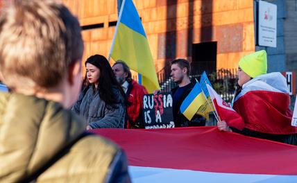 Ансамбль «бандеристов» третирует Краков геополитика,украина
