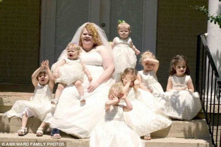 Свадебные фотографии, от которых становится действительно горько Свадебные фотографии, от которых становится действительно горько