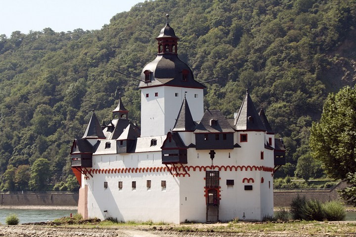 Самые знаменитые замки Германии (8)