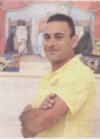 Женщины плакали от умиления, а скупые на выражения чувств молодые люди признавались, что так мог поступить только герой