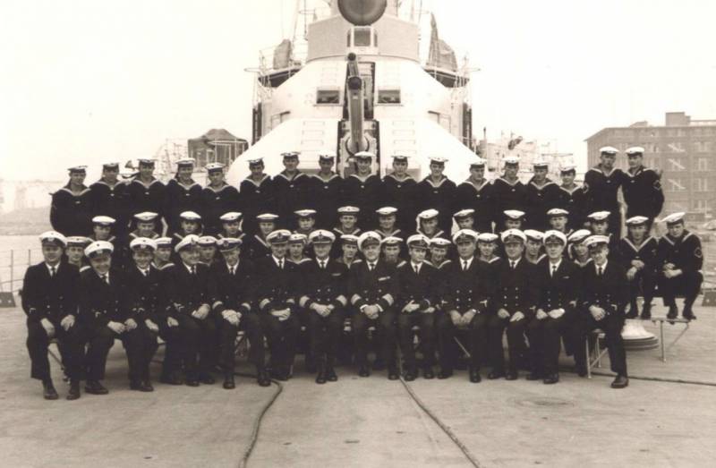 Учебный корабль «Дойчланд» Учебный корабль «Дойчланд» вмф