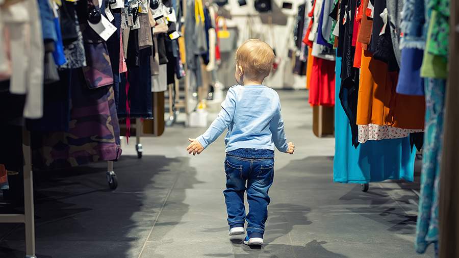 В Краснодаре женщина оставила трехлетнего ребенка в магазине