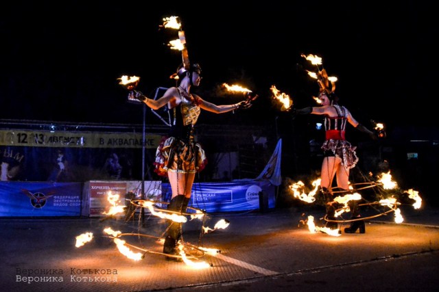 В Коктебеле состоялся второй фестиваль огненных театров «Крым Fire-fest» 6
