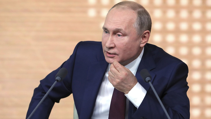 "Собирались с мыслями - и год упущен": Путин потребовал от чиновников не дискредитировать идею нацпроектов