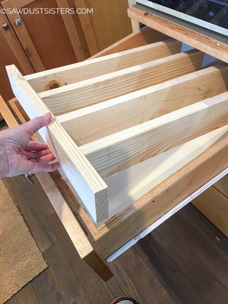 Практичные разделители для полок своими руками домоводство