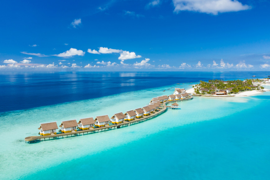 Виллы на воде отеля SAii Lagoon Maldives — Curio Collection by Hilton