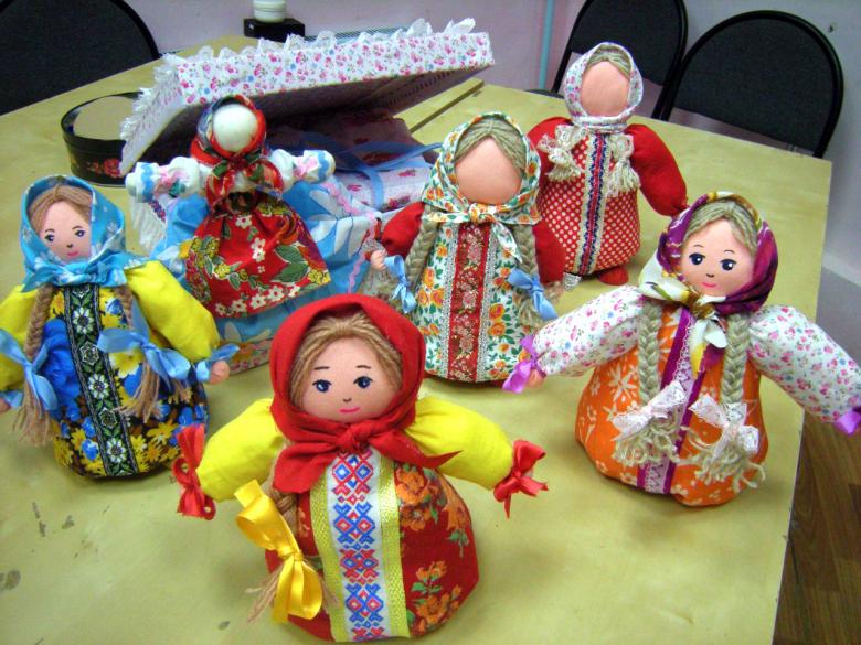 Русские народные поделки своими руками - мастер-классы по изготовлению деревянных, соломенных и глиняных предметов Русские народные поделки своими руками - мастер-классы по изготовлению деревянных, соломенных и глиняных предметов