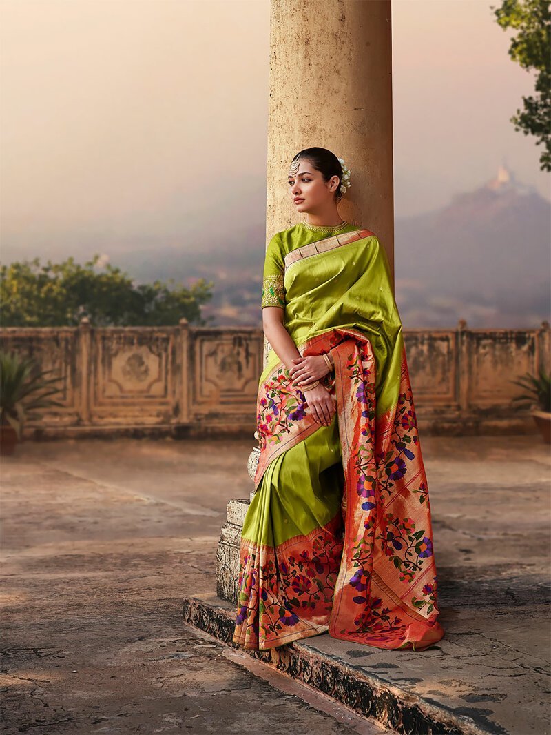 «Мумбайские истории»: слияние традиционной свадебной моды Индии с современными тенденциями «Мумбайские истории»: слияние традиционной свадебной моды Индии с современными тенденциями