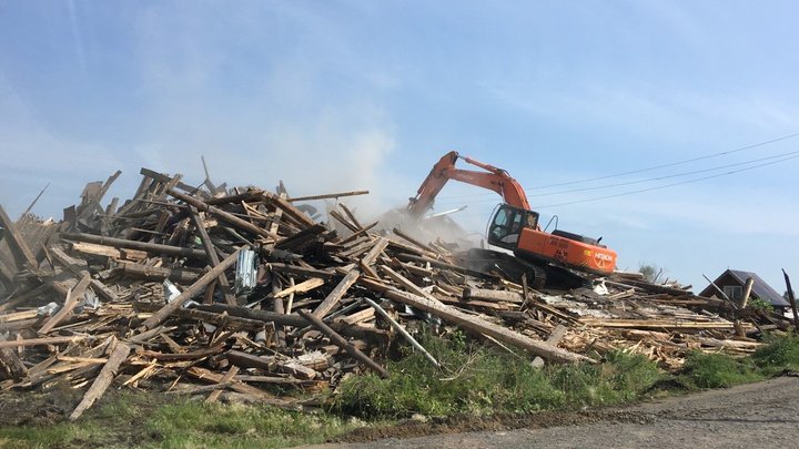 "Продолжают свою грязную травлю": Раскаяние оскорбившей тулунцев чиновницы переросло в обвинения