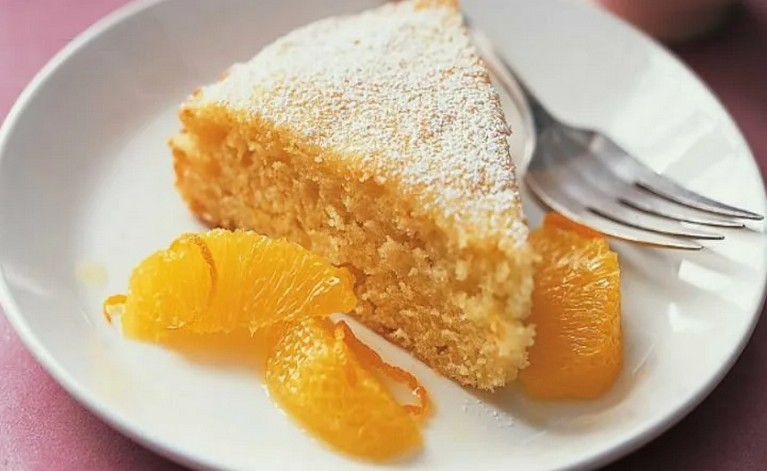 Сегодня я приготовила ПОСТНЫЙ апельсиновый манник. Добавила в него секретный ингредиент, который сделал пирог изумительным!