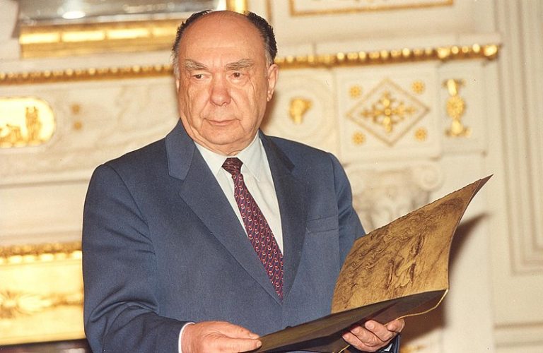 «В случае моей внезапной смерти...»: зачем идеолог Перестройки Александр Яковлев оставил такое письмо